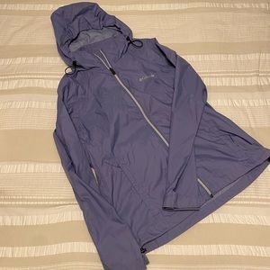 Women’s Columbia Rain Jacket EUC ☔️
